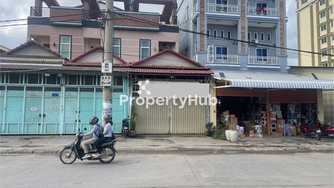 Invest in a Prime Shophouse on Street 371