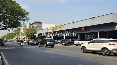 ផ្ទះអាជីវកម្ម លក់បន្ទាន់ នៅប៉េងហួតបឹងស្នោ