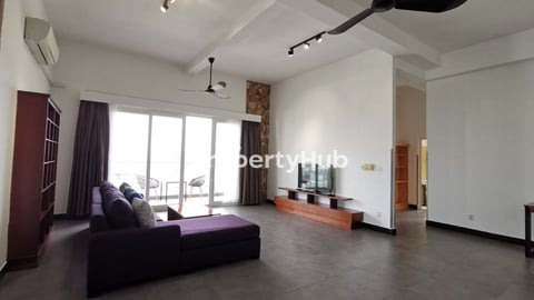 Spacious 3 Bedroom Apartment with Full Services and Facilities for Rent in Chamkarmon