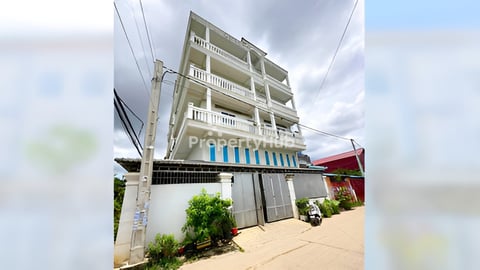 ផ្ទះកែងលក់បន្ទាន់ ក្បែផ្សារត្រពាំងថ្លឹង មានចំនូលប្រចាំខែ បើជួលទាំងអស់ជិត2,000$