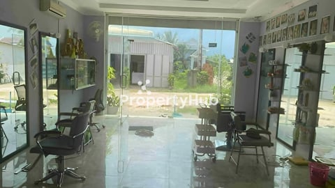 ផ្ទះនិងដីជួល តូបជួល សម្រាប់​លក់ដូរ លាងឡានម៉ូតូ Shop for rent