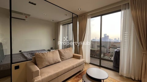 Modern 1-Bedroom Condo for Rent at Times Square 306