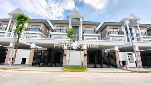 2Twin Villa for Rent in Borey Penghuoth Boeung Snor