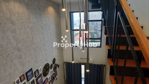 Penthouse Urgent Sale near Aeon Mall 2