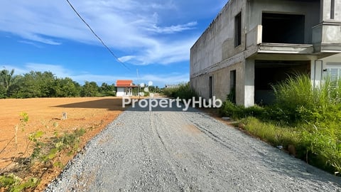 ដីលំនៅឋានកាត់លក់ធូរៗ