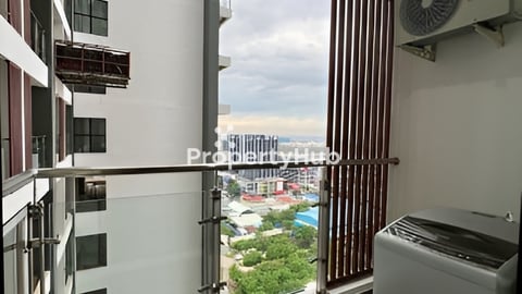 Studio Room for Rent at SenSok