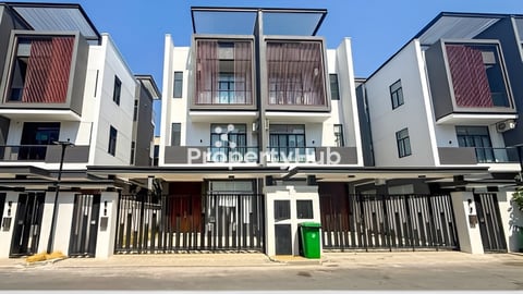 វីឡាភ្លោះ សម្រាប់ជួល នៅបុរីព្រីន៍វ័ន ត្រូពិកា សែនសុខជិតជីបម៉ុងហ្គ្រេនភ្នំពេញ