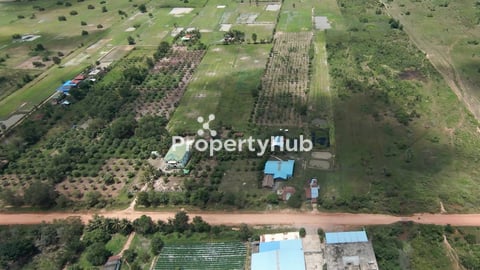 Prime 65 000 sqm Land for Sale at Traeng Trayueng Kampong Speu