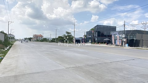 ដីលក់បន្ទាន់!! ទីតាំងល្អនៅក្បែរក្រសួងដែនដីថ្មី!! នៅលើផ្លូវរដ្ឋទំហំ18m