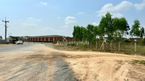 ដីលក់នៅស្រុកកណ្តាលស្ទឹង ទន្លេបាទី