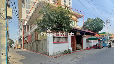 🏘 ផ្ទះវីឡា (កែង) នៅជិតផ្សារសឡា ត្រូវការលក់បន្ទាន់ខ្លាំង