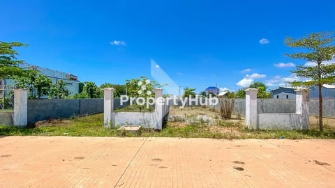 Land for Sale in Svay Dangkum Area