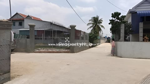 ដីជួល ឬ លក់ ប្លង់រឹង