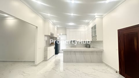 Queen villa for sale near borey orkide 6A