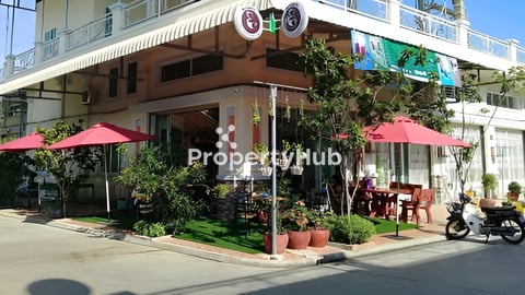 ផ្ទះកែងលក់​