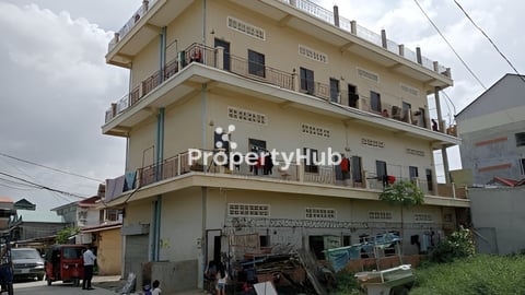 ផ្ទះលក់មានបន្ទប់ជួល