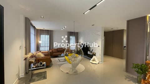 Queen Villa for Rent in Borey Chip Mong Landmark 60m