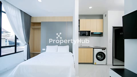 🔥HOT LISTING ! Studio in Toul Kork with FREE Internet, Cleaning & Parking!