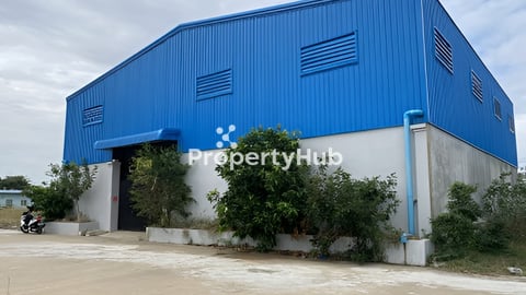 Warehouse for rent $800/month/លក់ឬជួល $800/ខែ