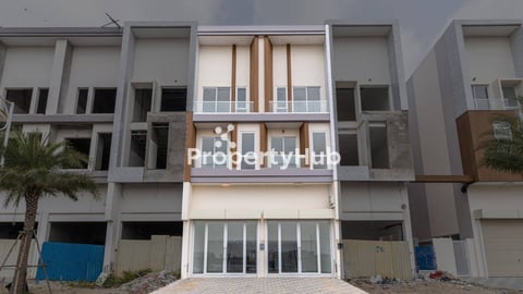 2 Shophouses for Rent  Flexible Commercial Use in Borey Orkide