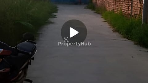 ដីលក់ឡៃឡុងទំហំ : 10m x 40m នៅក្រុងតាខ្មៅ 50000$