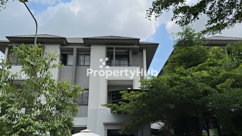 Twin villa for sale វីឡាភ្លោះ សម្រាប់លក់ នៅបុរី ជីបម៉ុងលែន ផ្លូវ 598 មានដេគ័រពេញ
