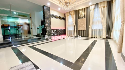 🏘 វីឡាភ្លោះ (Twin Villa) ក្នុងបុរី 999 ត្រូវការលក់បន្ទាន់ខ្លាំង