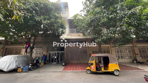 ផ្ទះល្វែង សំរាប់ជួល នៅក្នុងបុរី ពិភពថ្មី ចំការដូង1