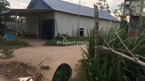 ដីកែង_ នៅក្រុងសំពៅពូន_ផ្លូវជាតិ21