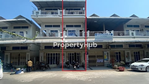 ផ្ទះល្វែងលក់​បន្ទាន់