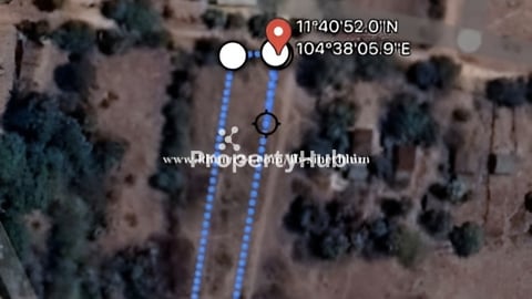 ដីភូមិជិតផ្លូវកែងលក់​ តំបន់ផ្លូវ51 និង​ 129