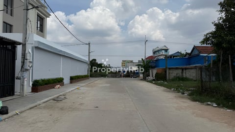 ដីលក់នៅជិតបុរីពិភពថ្មីឈូកវ៉ា2