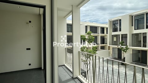 Sale or Rent - LA Link Villa at Samroang Village | ផ្ទះវីឡាកូនកាត់សំរាប់លក់រឺជួល នៅបុរីភូមិសំរោង