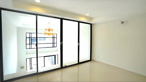 075: ផ្ទះអាជីវកម្ម 2ល្វែង ផ្លូវជាតិលេខ 2