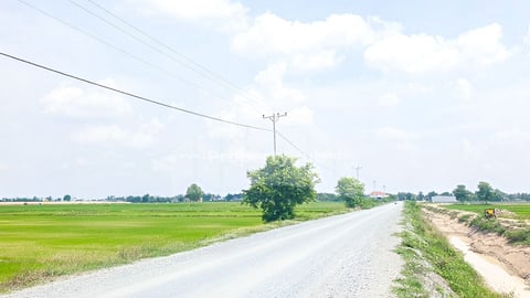 Land for Sale near New Airport along 32m wide road