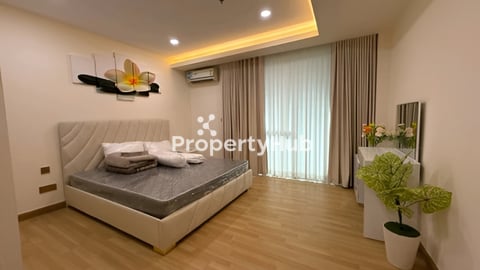 Olympia city Condo room for selling