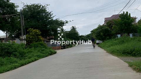 ដីលក់ផ្លូវបេតុងមុខក្រោយ ជិតសាលាខេត្ត