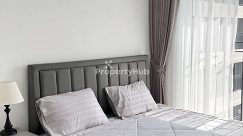 Modern 1-Bedroom Condo with Garden View for Rent | R&F MIRO