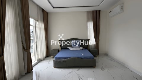 Villa for rent 2200$ big place and clean