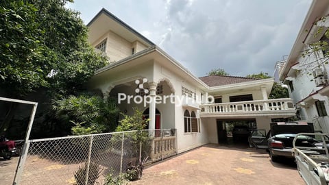 Charming Classic Villa For Rent in Chroy Chongva