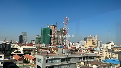 Room for rent - near Olympic Stadium and City Mall Market