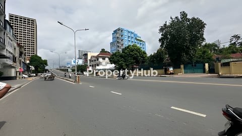 ផ្ទះលក់-ជួលនៅ សន្ធរមុខ