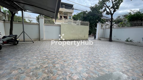 វីឡាសម្រាប់ជួល នៅសង្កាត់ផ្សារដើមថ្កូវ