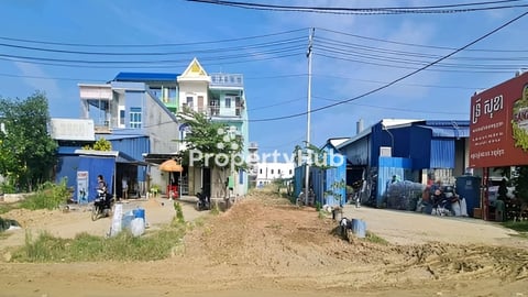 ដីល្អសម្រាប់ អាជីវកម្ម អាចសង់ផ្ទះជួលរកស៊ីបាន ប្លង់រឹង តំបន់កំពុង អភិវឌ្ឍខ្លាំង
