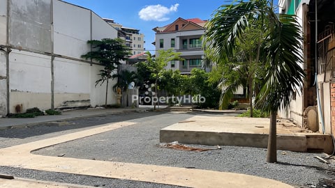 ដីលក់បន្ទាន់ នៅទួលទំពូង ទីតាំល្អ សម្រាប់សង់វីឡា សង់អគារ សង់ឃ្លាំង នឹងផ្សេងៗទៀត..