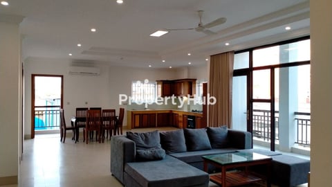 Spacious Three Bedroom Apartment for Rent in Toul Tumpoung