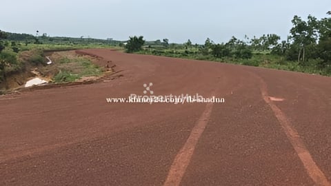 ដីលក់ប្លង់រឹងលក់បន្ទាន់13ហាត់នៅជាប់ផ្លូវ2ធ្នូ នៅជិតប៉ុសឣូលៀវស្រុកស្នួល