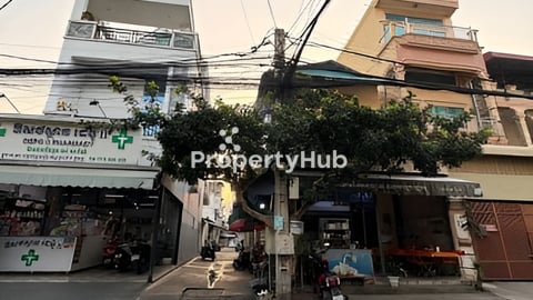 ផ្ទះល្វែងអាជីវកម្ម