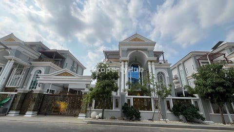11 Bedroom Villa for Rent In Borey Vimean PP AEON2