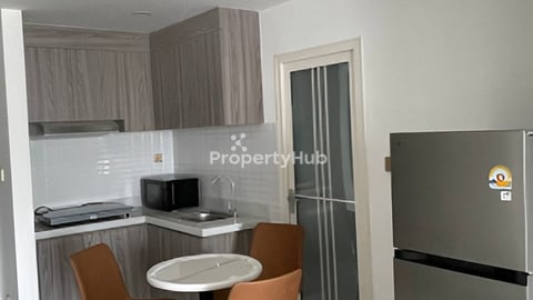 1BR Condo For Rent